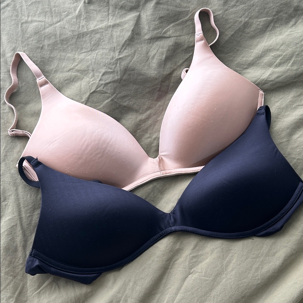 La Senza wireless bras - 32D